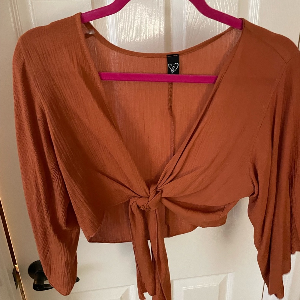 Rusty burnt orange tie front crop top